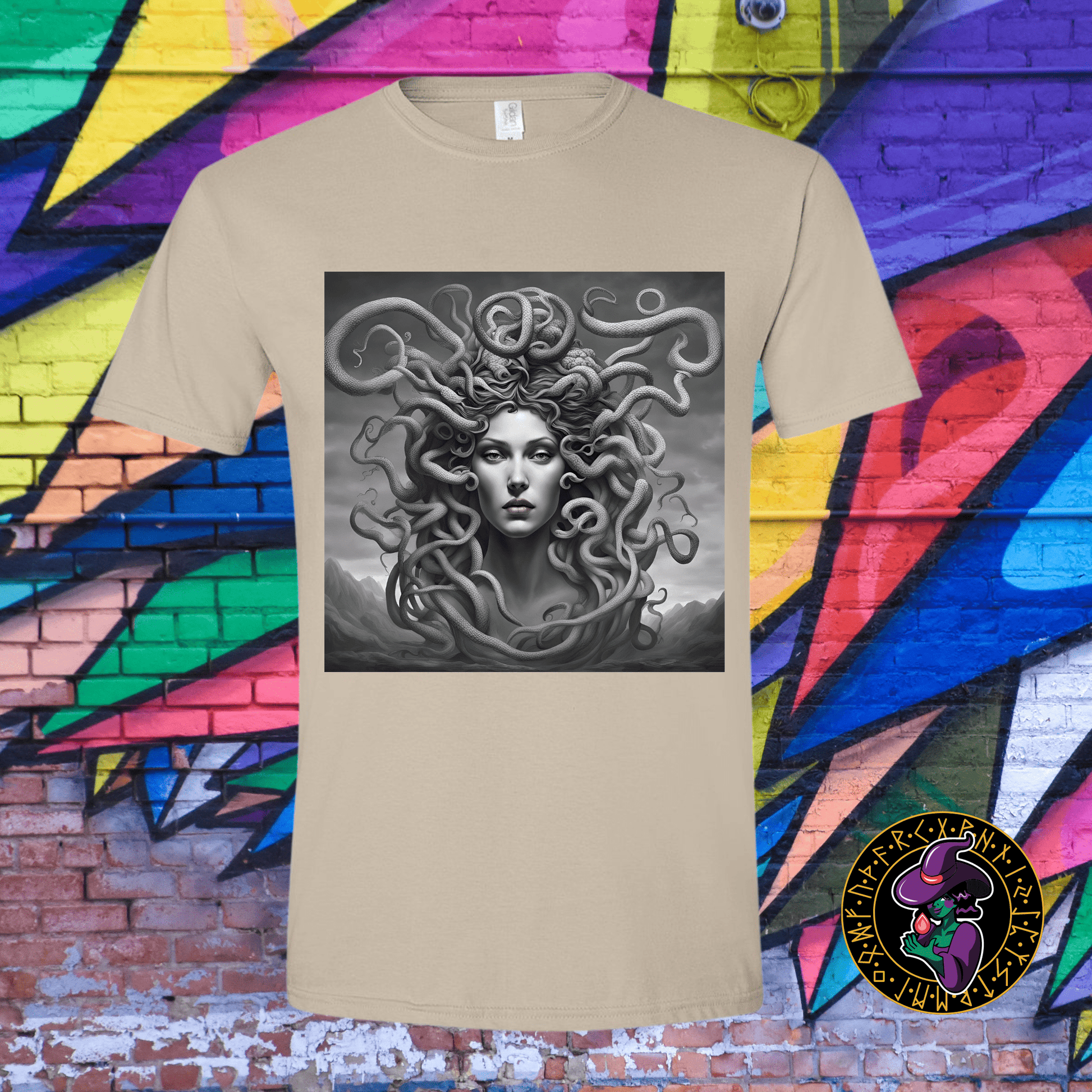 T-Shirt Sand / S Beautiful Bust of Medusa T-Shirt Beautiful Bust of Medusa T-Shirt