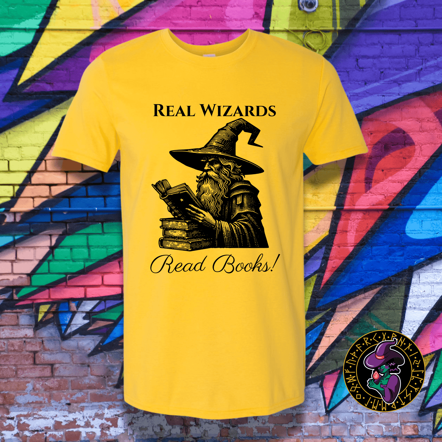 T-Shirt Daisy / S Real Wizards Read Books T-Shirt